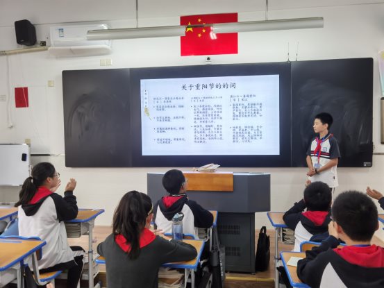 C:\Users\Administrator\Desktop\活动材料\七年级班会畅敬老\照片\IMG_20201020_154218.jpg